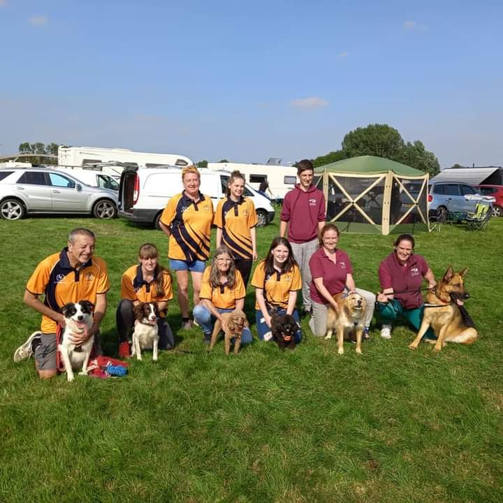 Group photo of us wearing our Flyball t-shirts